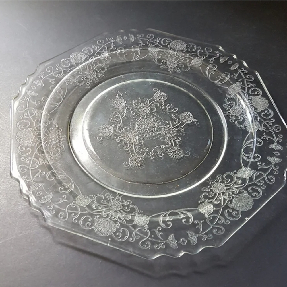 Hazel Atlas FLORENTINE #1 Clear Depression Glass Dinner Plate, 9.75 In Poppy